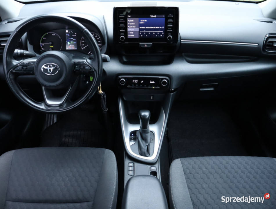 Toyota Yaris 15 Hybrid 4/5 Piaseczno