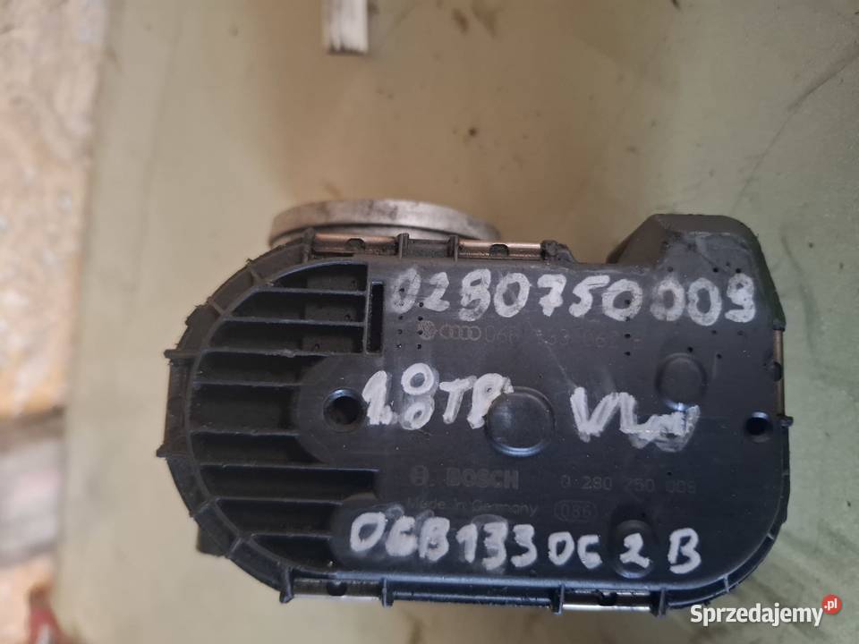 VW PASSAT AUDI A4 B5 18 przepustnica 06B133062B świętokrzyskie Kielce