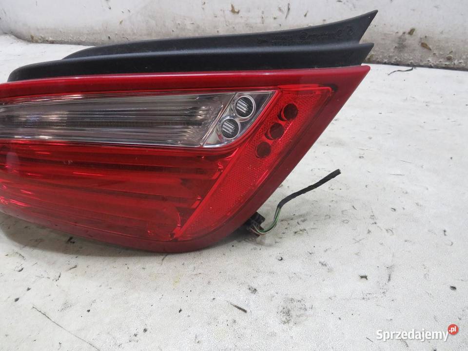 LAMPA LEWA TYLNA TYŁ JAGUAR XJ X351 R056008