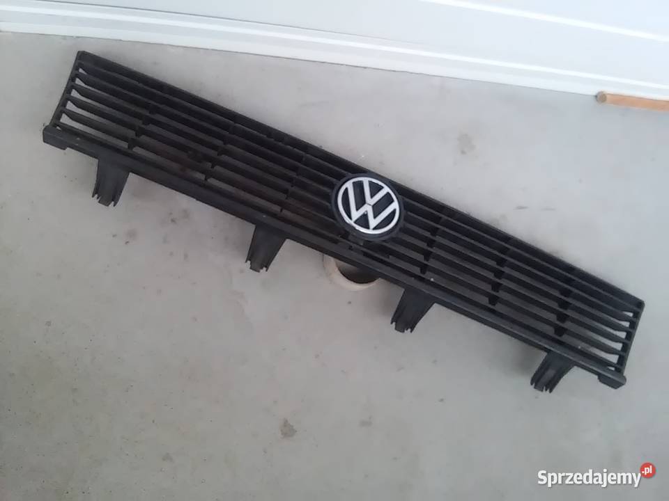 GRILL ATRAPA VW PASSAT B2 szczupak 8185 Karoseria sprzedam