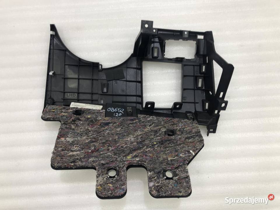 OSŁONA DESKI LEWA 847511J000 HYUNDAI I20 osobowe wielkopolskie