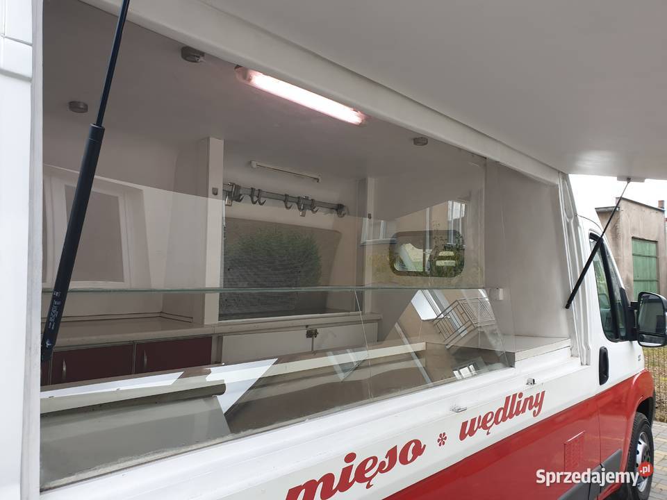 Autosklep food truck własne zasilanie wędliny zachodniopomorskie Dębno