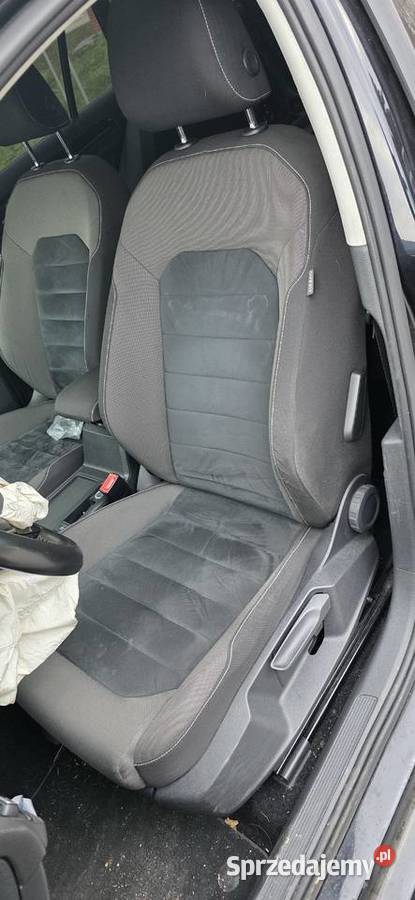 Volkswagen Golf VII 16 TDIuszkodzony bluetooth