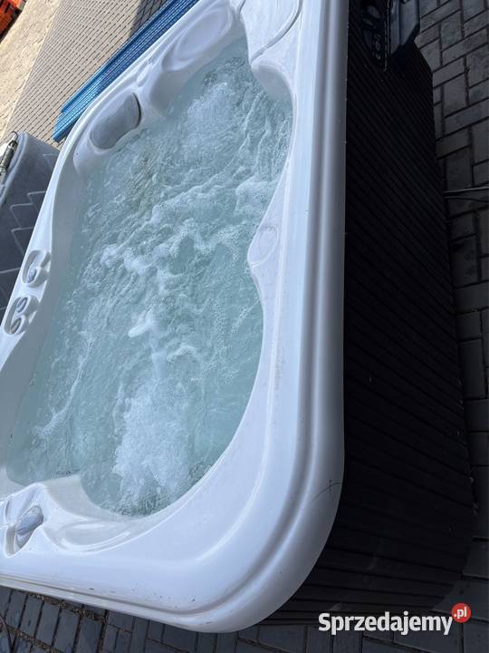 Wanna ogrodowa jacuzzi basen HOTSPRING 34 Jacuzzi