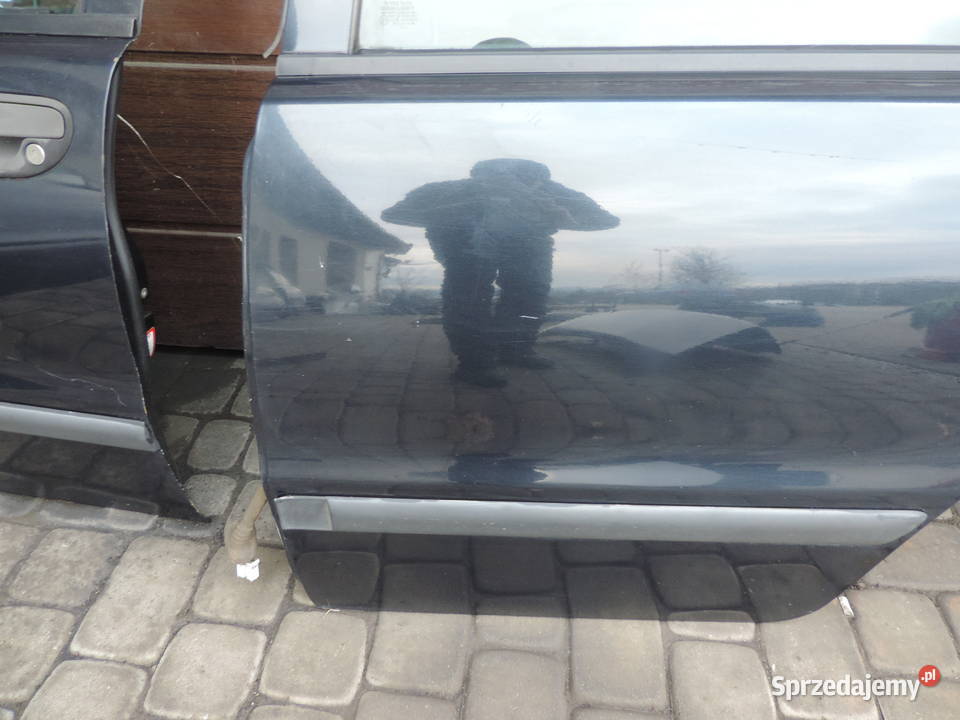 VOLVO S40 I DRZWI LEWE TYLNE TYŁ 33222