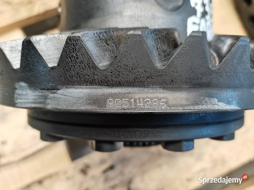 Środek mostu Case 735 FarmLift 9X32 Carraro Wilkowo