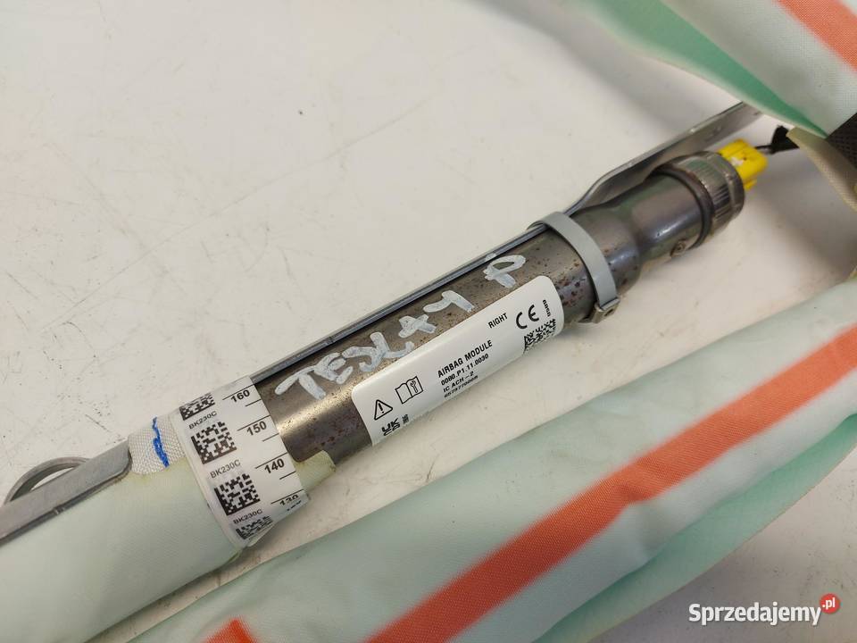 TESLA MODEL Y 2024r KURTYNA AIRBAG PRAWA osobowe