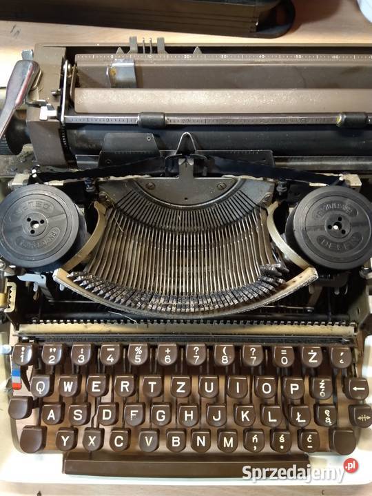 Maszyna do pisania Łucznik 1303
