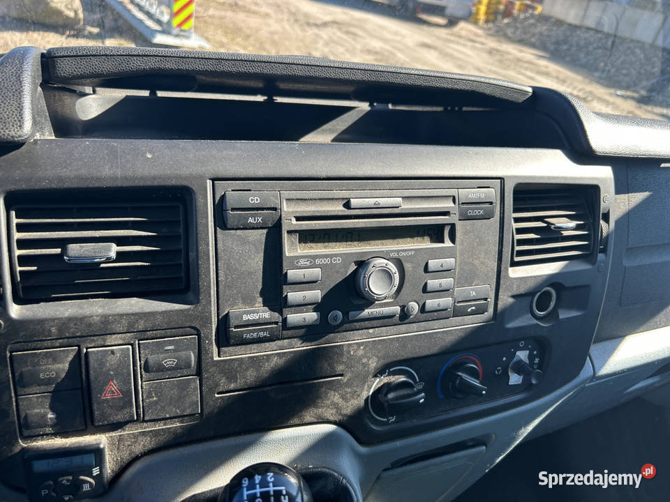 Ford transit skrzynia niski przebieg 165000 na Kielce sprzedam