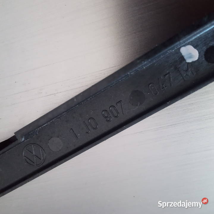 VW Passat B5 Ramka panelu climatronic 1J0907047M Dębica