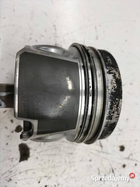 TŁOK KORBOWÓD 81L150 20 TDI VW Volkswagen Passat osobowe sprzedam