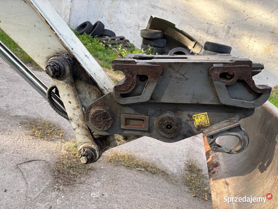 Koparka Takeuchi TB250 5 ton