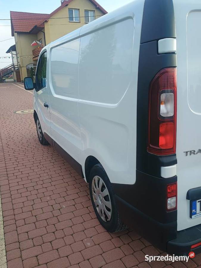 Renault Trafic III 2018 L1H1 125 3 osoby 55000 centralny zamek świętokrzyskie Busko-Zdrój