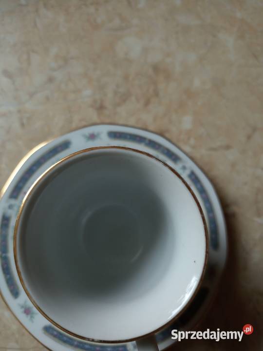 Uroczy zestaw małych filiżanek ze spodkami Częstochowa