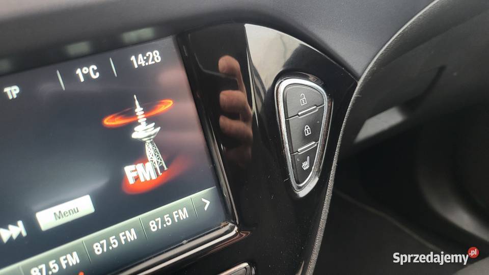 Corsa 14 90 wyposazenie ASO 105 przebiegu nieuszkodzony Piła