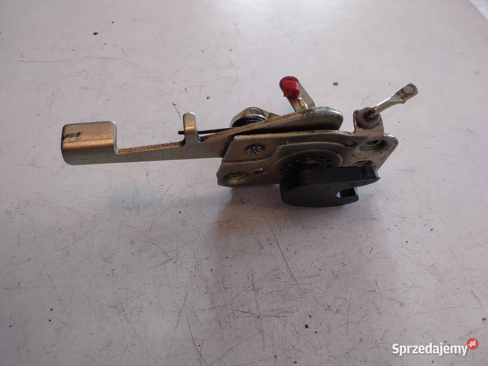 FIAT 126p Maluch NIEUŻYWANY ZAMEK DRZWI PRAWY lubelskie