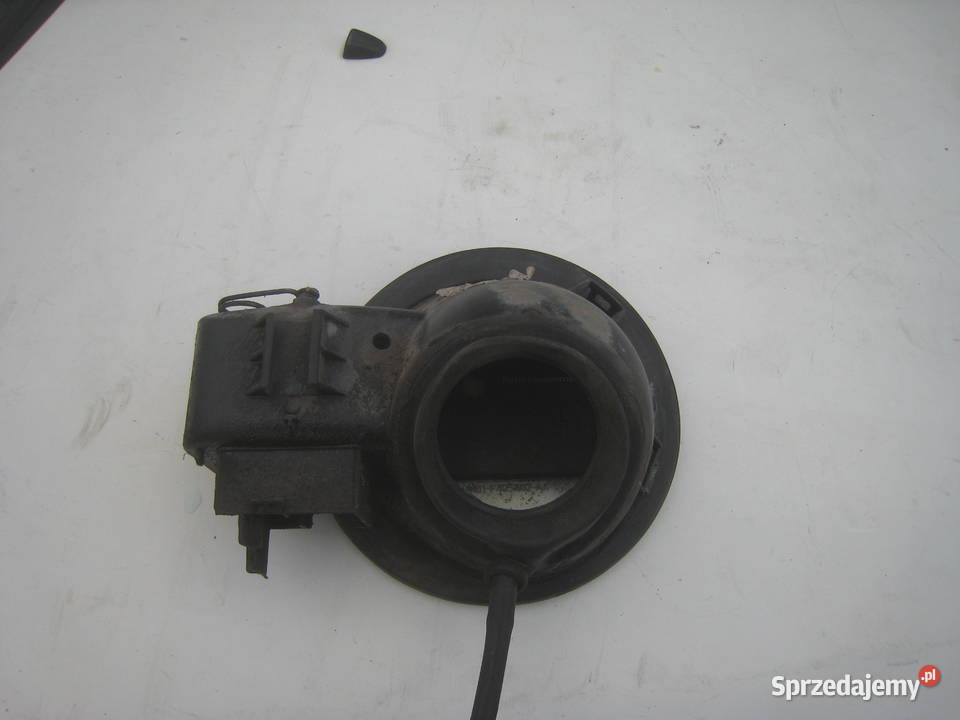 Klapka wlewu paliwa Ford Focus mk2 kombi 0411 osobowe Kraków sprzedam