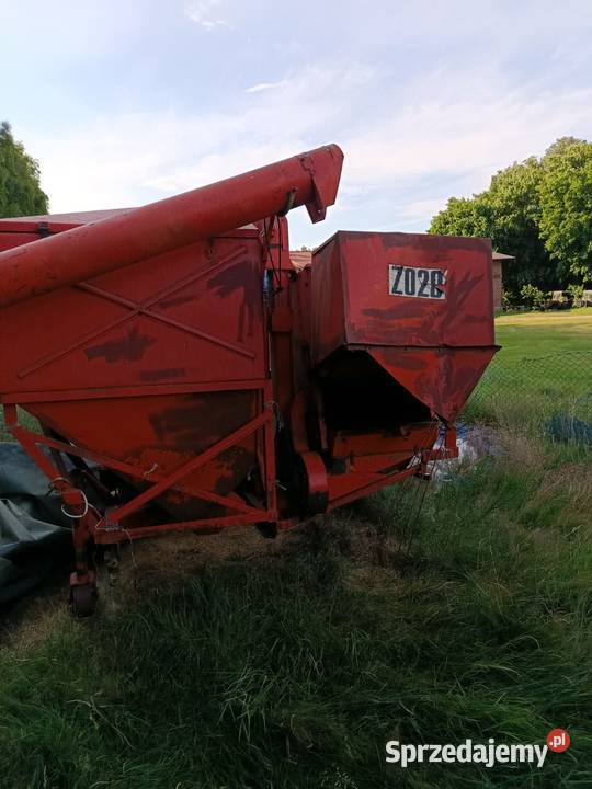 Sprzedam kombajn zbożowy na traktor bizon Zbożowe pomorskie Konarzyny sprzedam