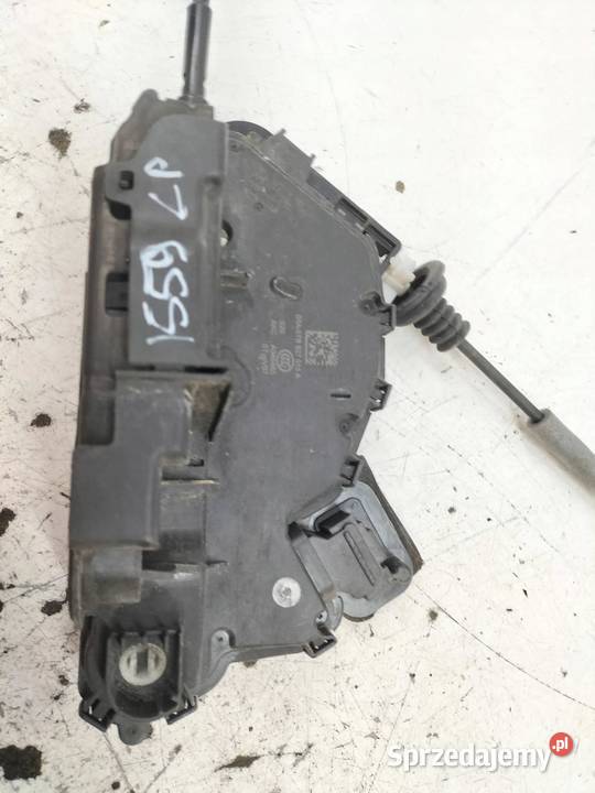 ZAMEK DRZWI LEWY PRZÓD B5A5TB837015A Skoda Fabia