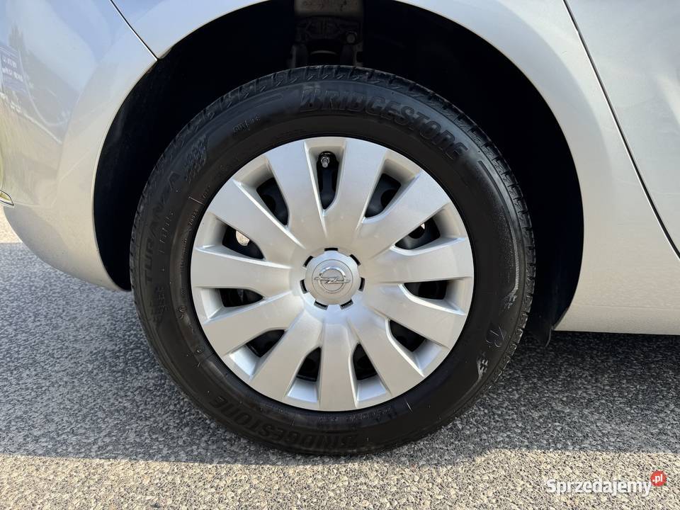 Opel Astra 14 BENZYNA Klimatronik Nawigacja kurtyny powietrzne wielkopolskie Konin