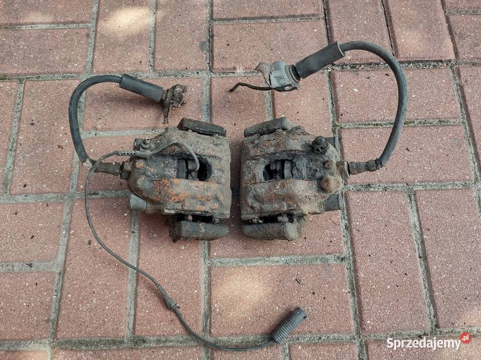 Zaciski hamulcowe BMW E38 przód przednie hamulce