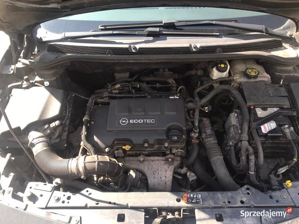Sprzedam Opel Astra turbo 14 benzyna 214 Grafit tempomat Warszawa