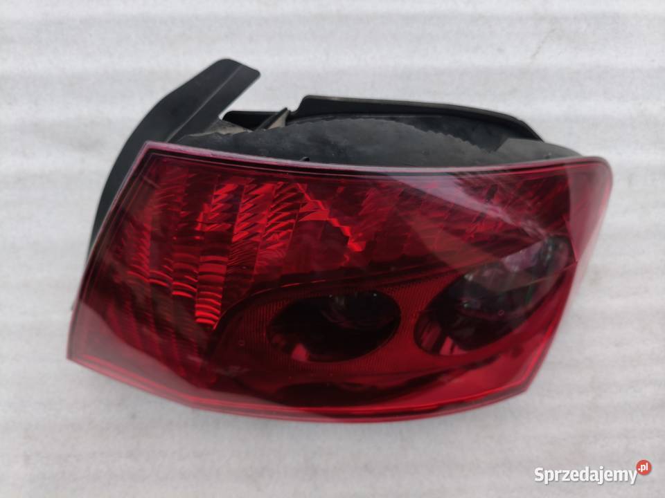 Lampa Prawy Tył Tylna Prawa Peugeot 407 Sedan