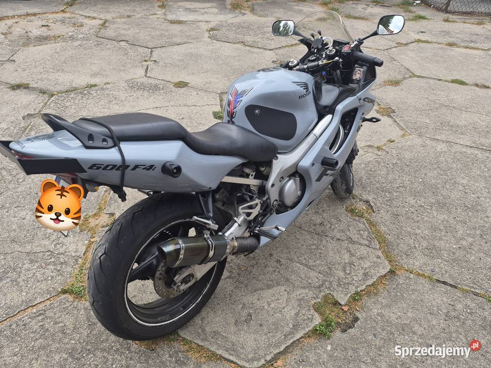 Honda CBR600F4i 2002r