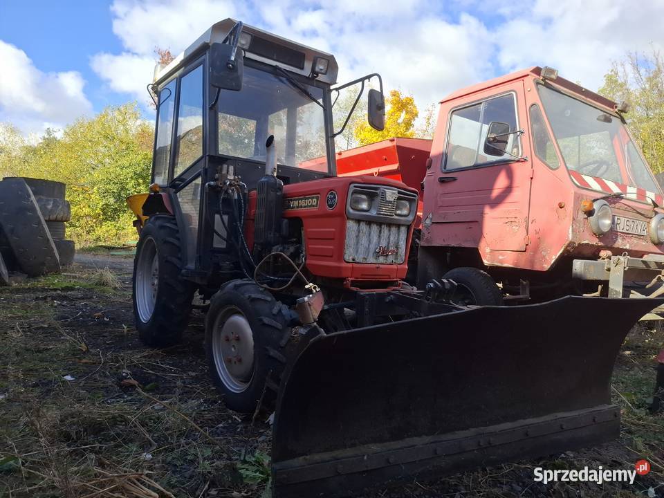 Ciągnik YANMAR YM1610 D z pługiem i piaskarką