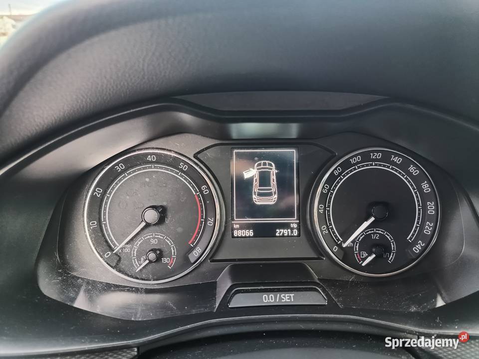Sprzedam skoda kamiq 2020r sprzedam
