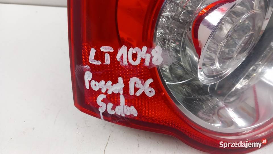 VW PASSAT B6 SEDAN LAMPA TYŁ LEWA Światła stop Zbierkowo
