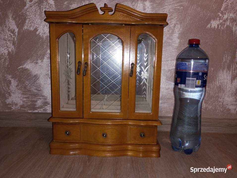 Szkatułka drewniana wysoka 41 szafeczka Antyki, Sztuka, Kolekcje