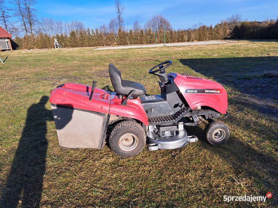 Traktorek kosiarka Honda 2213 moc 13 hp Zbytowa