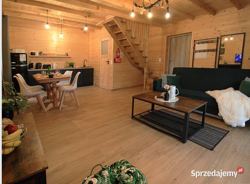 Sprzedam działający obiekt noclegowy działka 196 ogródek Hoszowczyk sprzedam