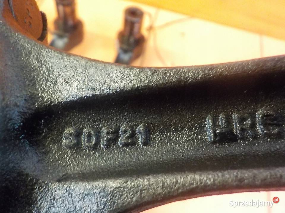 LAND ROVER DISCOVERY 25 TDI 98r 120 19L korbowod Suków