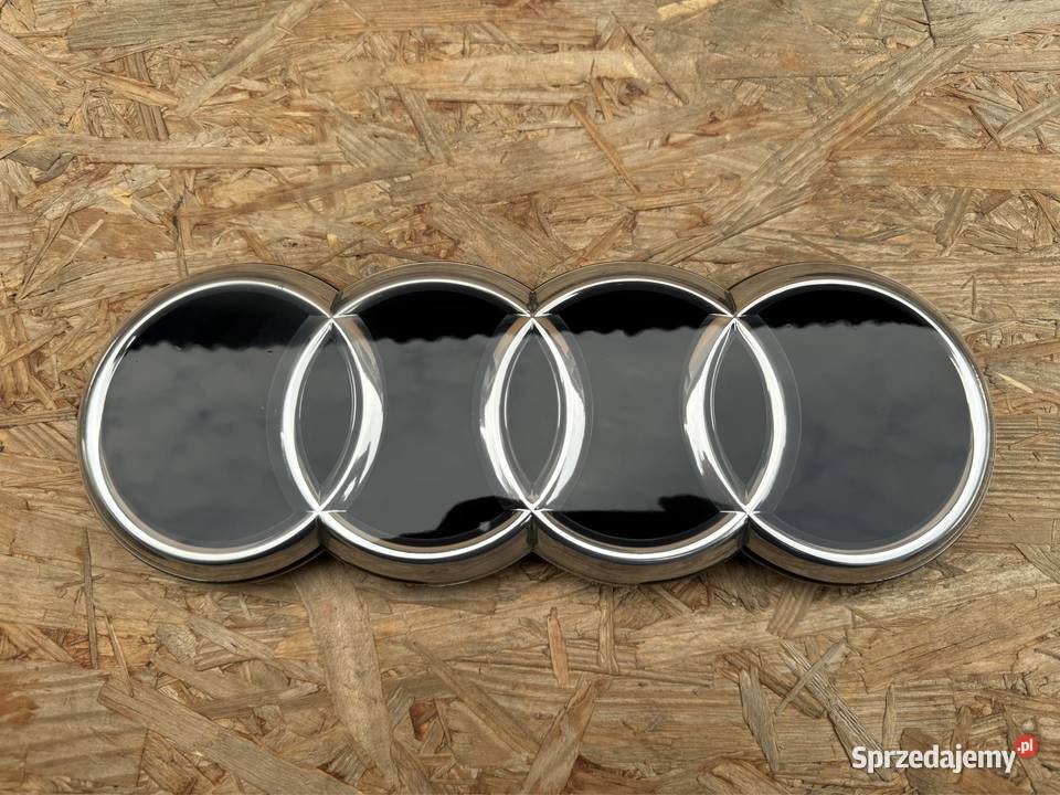 Znaczek Logo pod radar grilla atrapy Audi q4 Sieraków