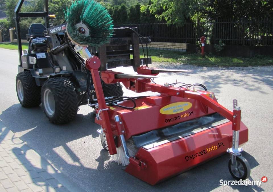 Zamiatarka hydrauliczna do ładowarki wózka