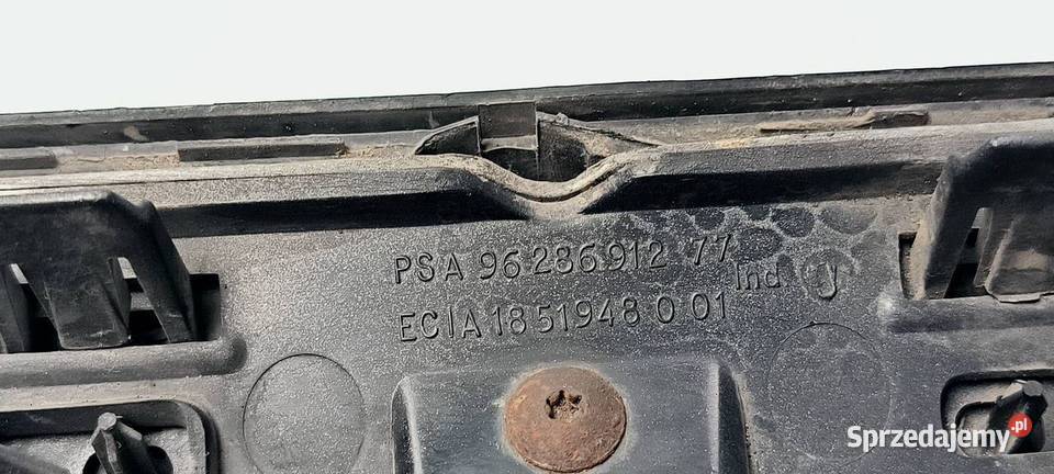 GRILL ATRAPA PEUGEOT 206 osobowe Lipno
