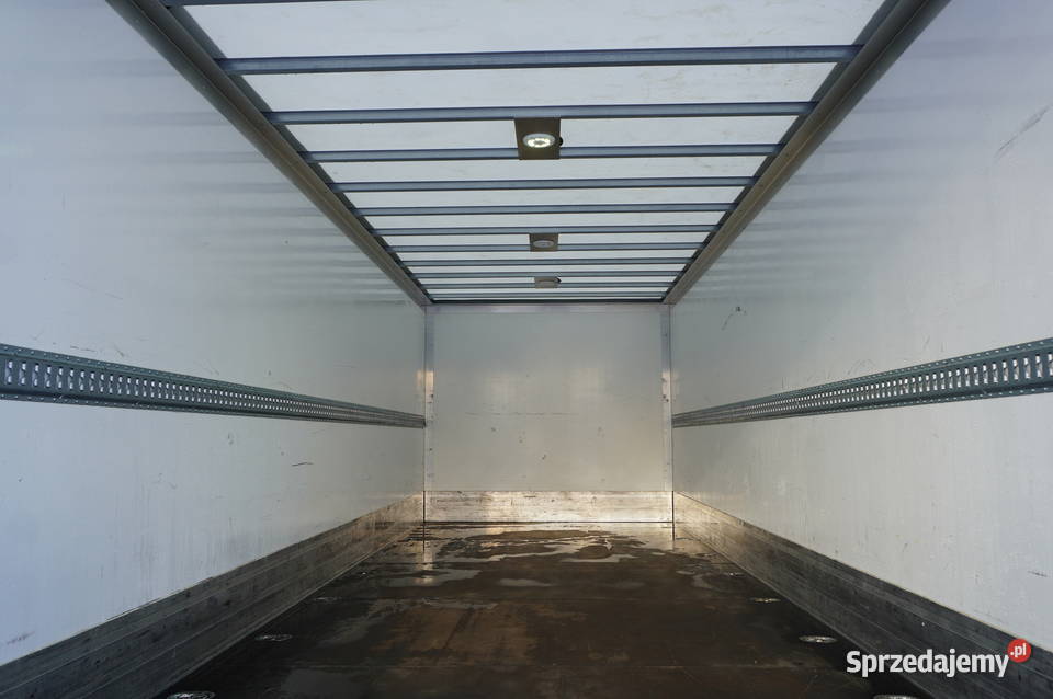 DAF LF 12210 kontener 18 palet z windą 50 pełny VAT Motoryzacja Kraków sprzedam