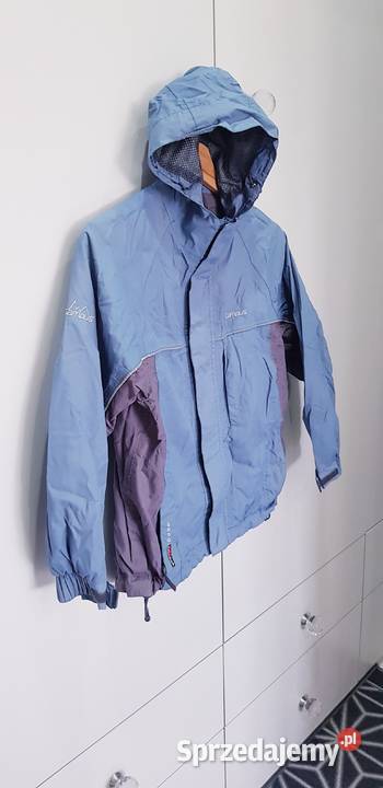 Wielosezonowa sportowa kurtka Campus Dąbrowa Górnicza