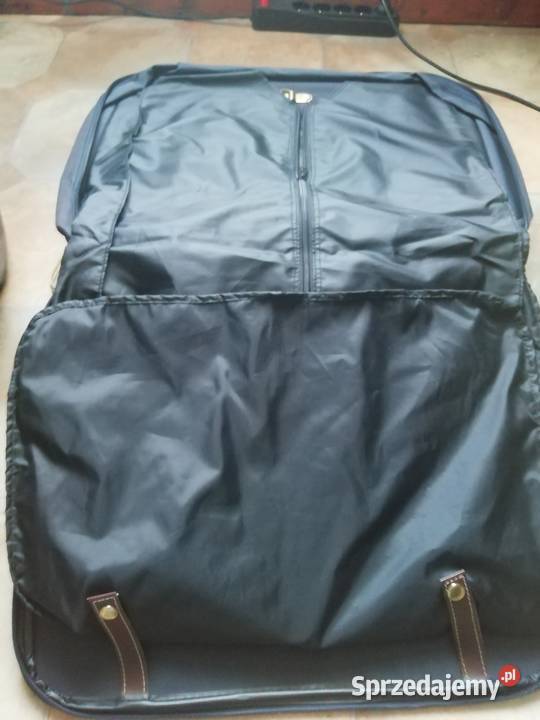 DUŻA TORBAPOKROWIEC NA GARNITUR UBRANIE Koło sprzedam