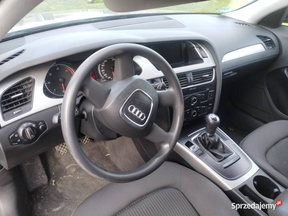 Audi A4B8 2000cm3 Krzywda