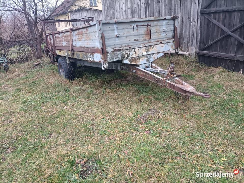 Rozrzutnik obornika Dębe Wielkie