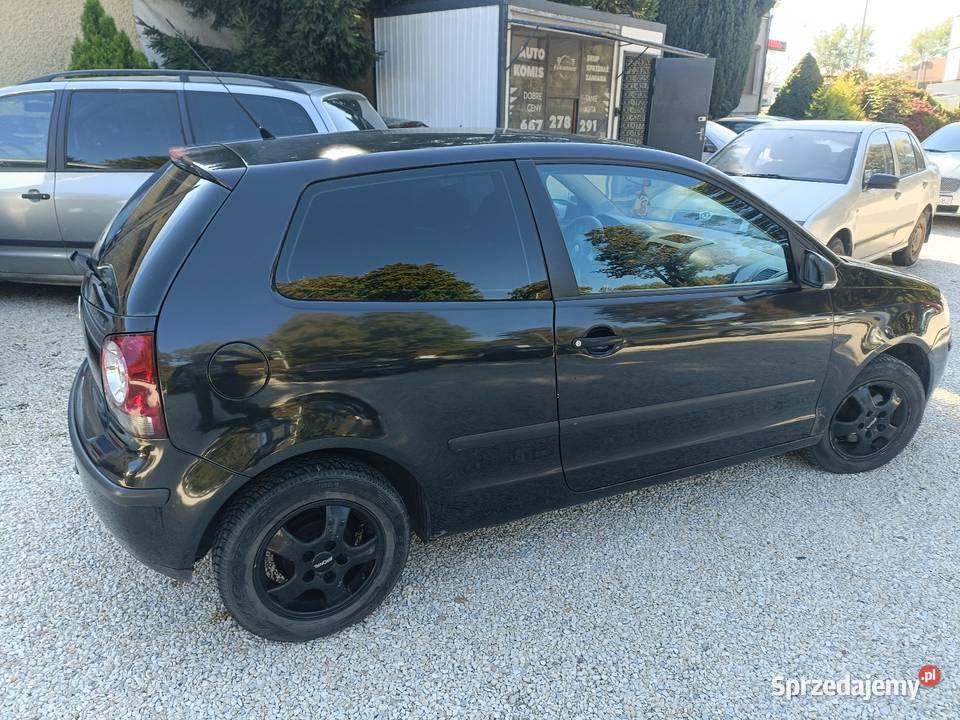 VW polo na dużej lampie ładna czarna do jazdy z 200000km Kłodzko