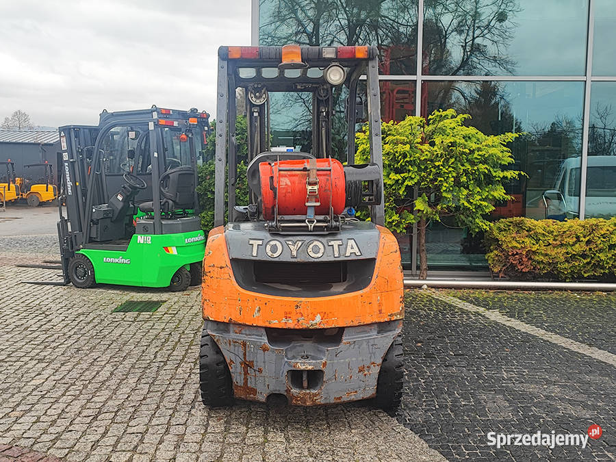 Wózek widłowy Toyota 028FGF25 25 tony triplex 47 gaz Kęty