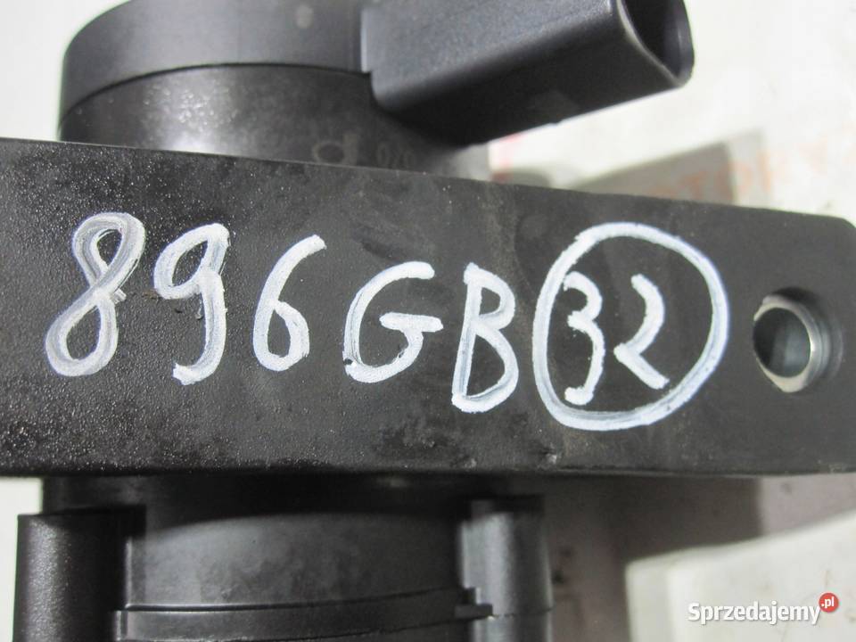 POMPKA PRZEWODY WODY KOMPLET VW POLO 6R GOLF VI Węże chłodnicy Kielce