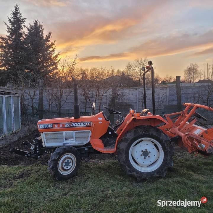 Kubota zl2002dt super stan oryginal Kubota świętokrzyskie Jędrzejów sprzedam
