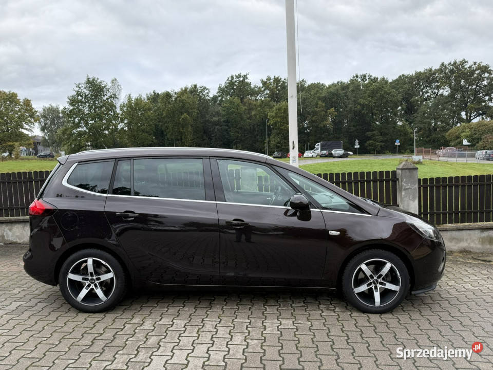 Opel Zafira 14 turbo 140 ładna świeżo ESP Bolesławiec