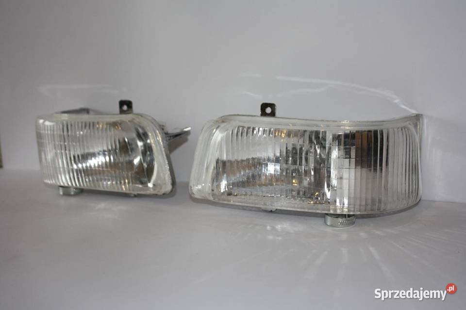 Lampa przednia Yanmar F180F220F222F200