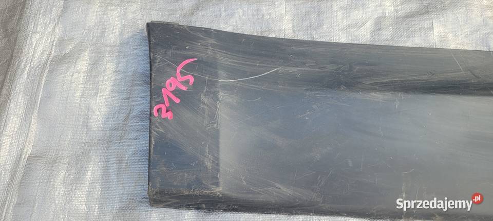 LAND ROVER DISCOVERY V 5 LISTWA DRZWI PRAWY TYŁ Ruda Śląska